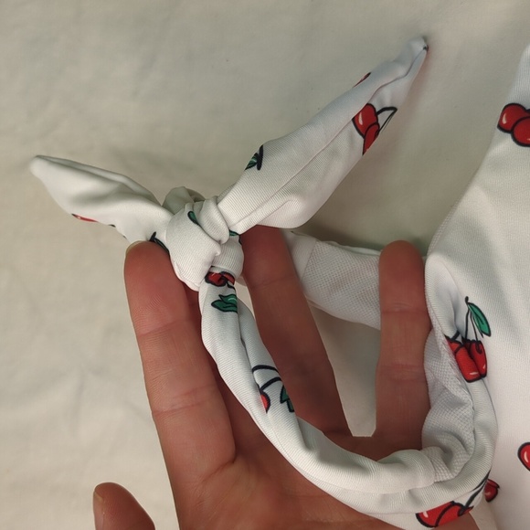 2/$25-Skinny Dip "Cherries" Bikini Red High Cut Highrise Bottoms Size Medium - Picture 8 of 12